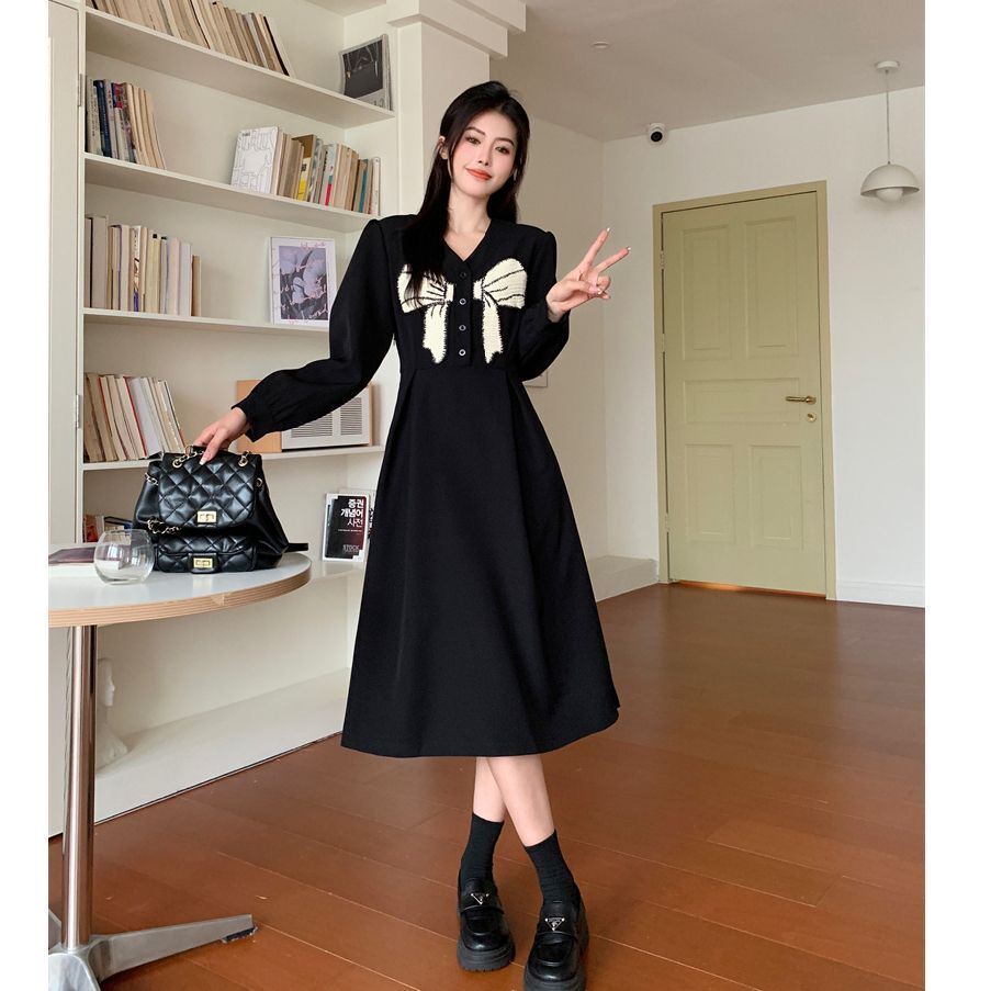 #348官图 大码女装胖mmV领气质显瘦连衣裙蝴蝶结闺蜜小黑