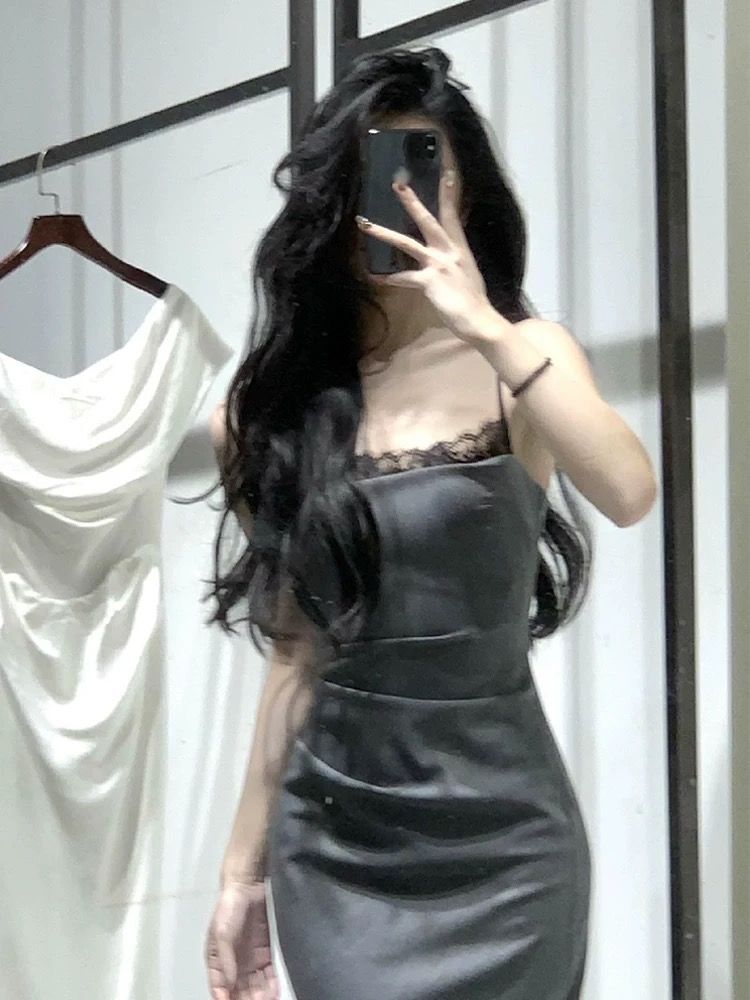 灰色富家千金风吊带连衣裙夏季女长裙蕾丝拼接褶皱性感纯欲包臀裙