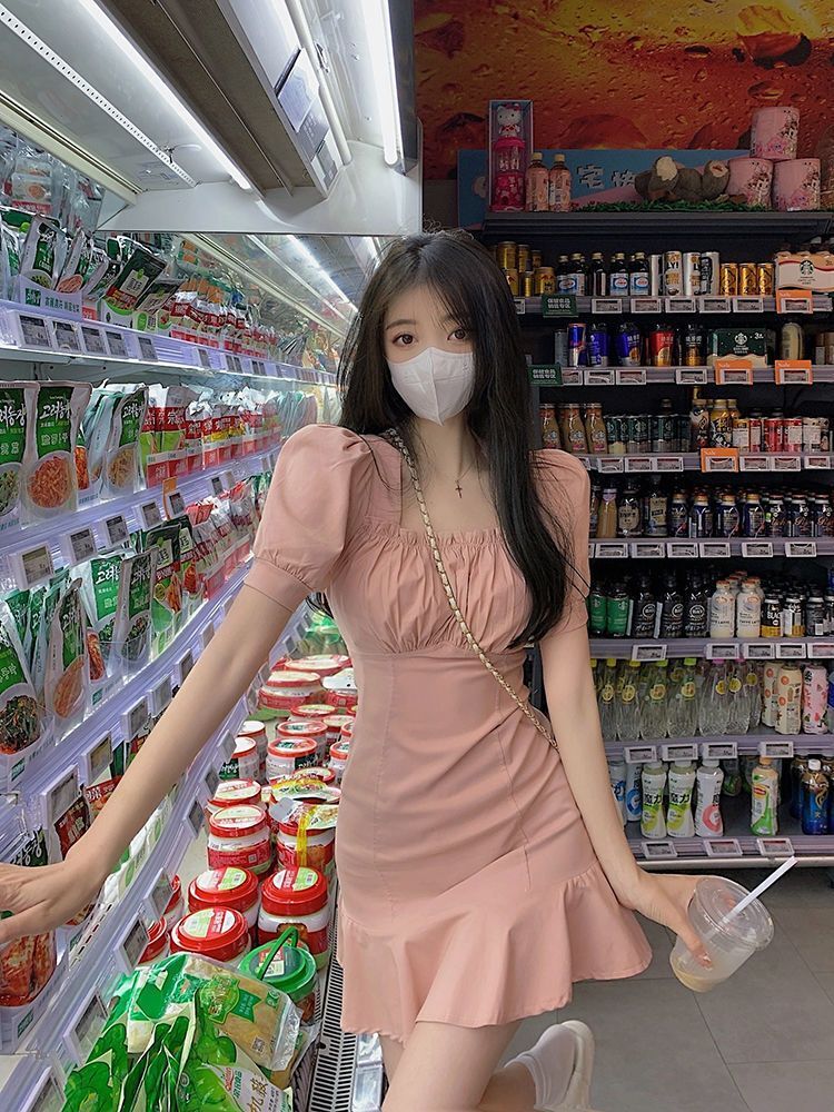 甜辣妹泡泡袖粉色连衣裙女夏季2025新款法式初恋小个子气质短