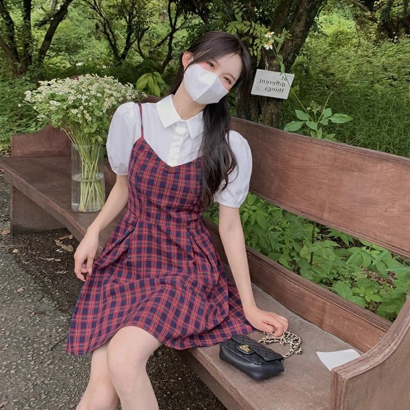 学院风泡泡袖连衣裙女夏季质感高级小个子气质收腰假两件格子短裙