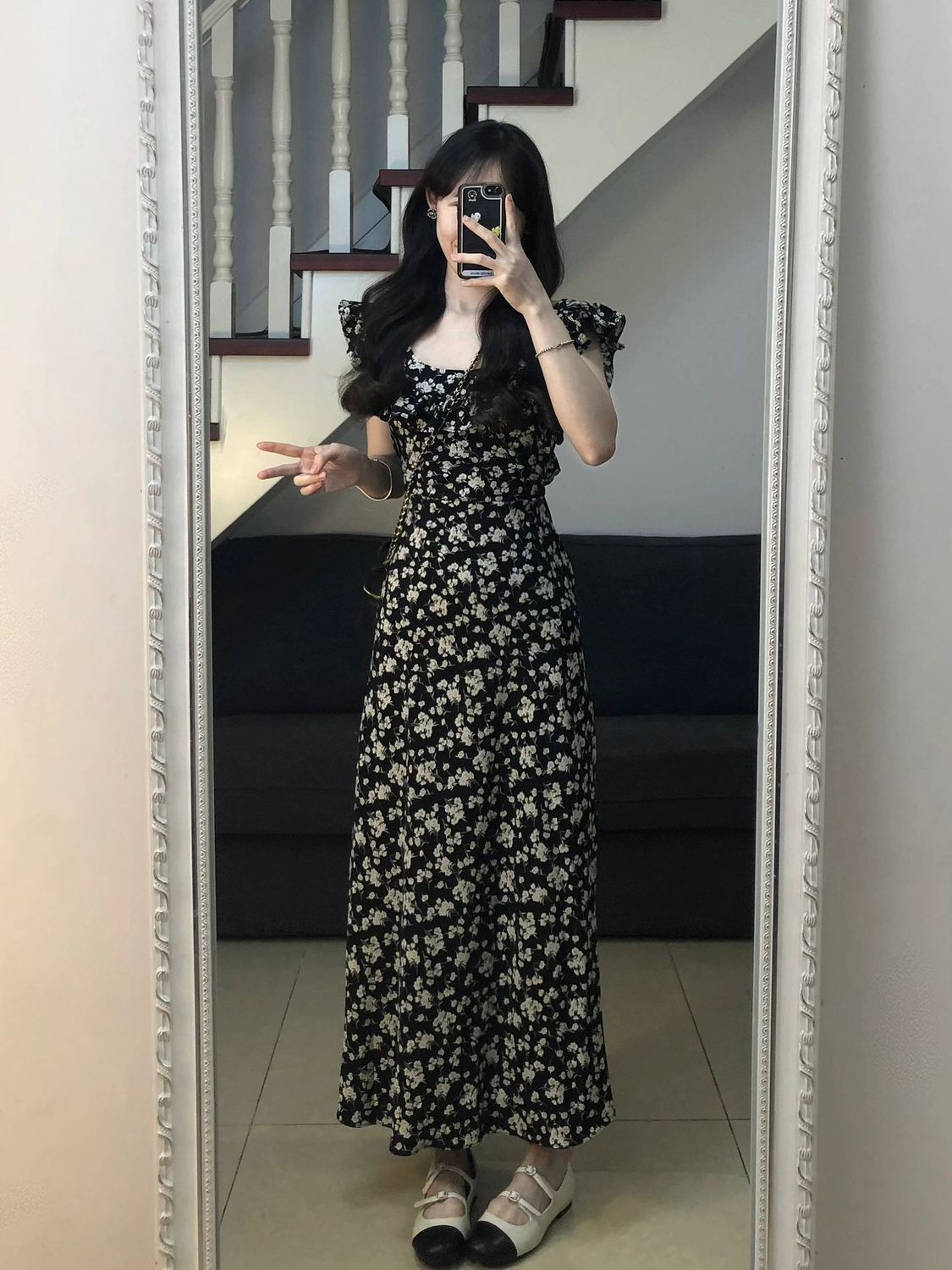 2025夏季新款茶歇法式黑色碎花连衣裙子质感高级感收腰女装长