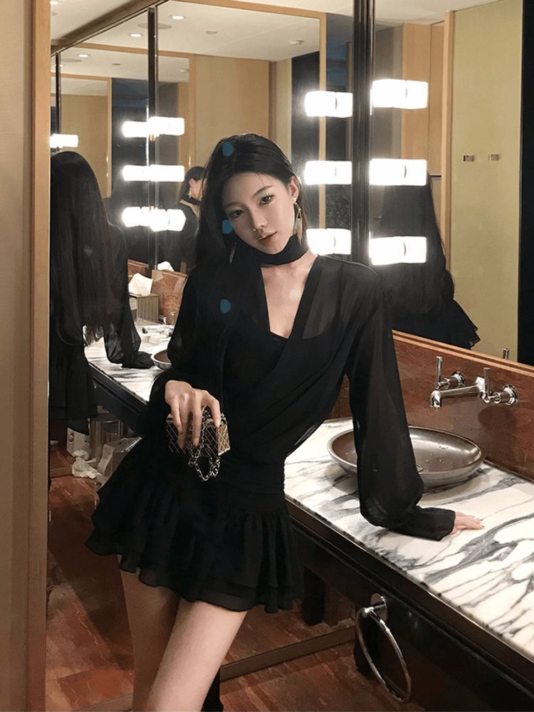 2025新款秋冬微胖mm法式纯欲性感辣妹连衣裙女设计感遮肚显