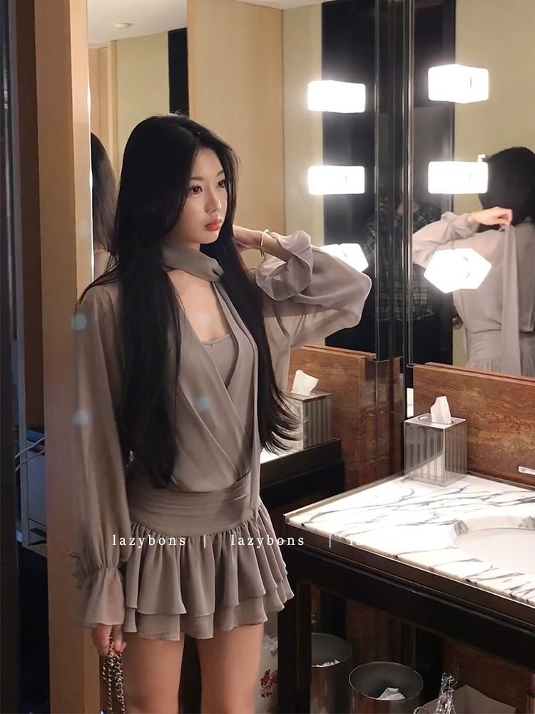 简单大方连衣裙女夏季2025新款v领飘带长袖收腰衬衫裙雪纺短