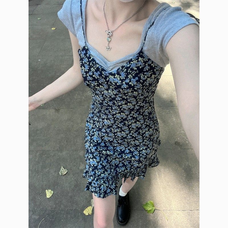 法式辣妹性感碎花吊带连衣裙子女夏季2024新款显瘦小个子短裙