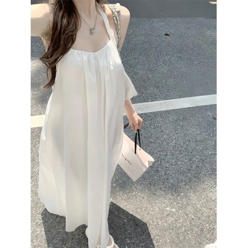 性感露背绑带挂脖吊带连衣裙女夏季2025新款气质修身显瘦长款