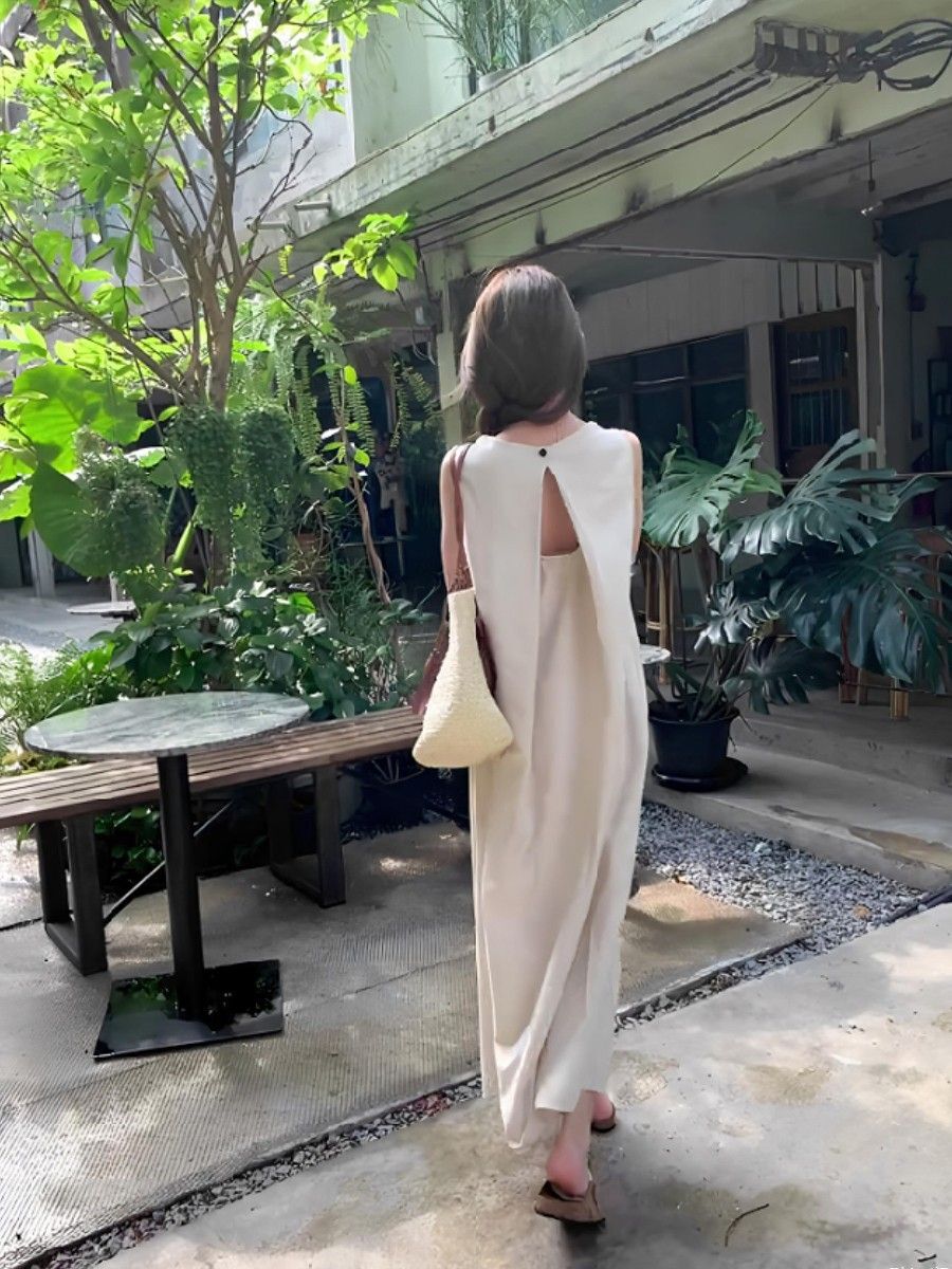 夏季女装批新款发chic镂空露背简约气质中长款圆领背心无袖连