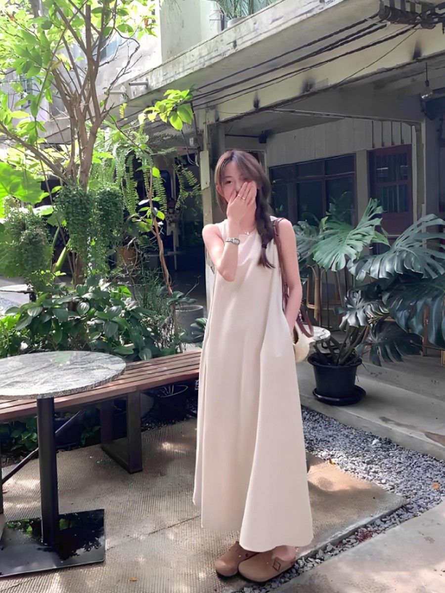 夏季女装批新款发chic镂空露背简约气质中长款圆领背心无袖连