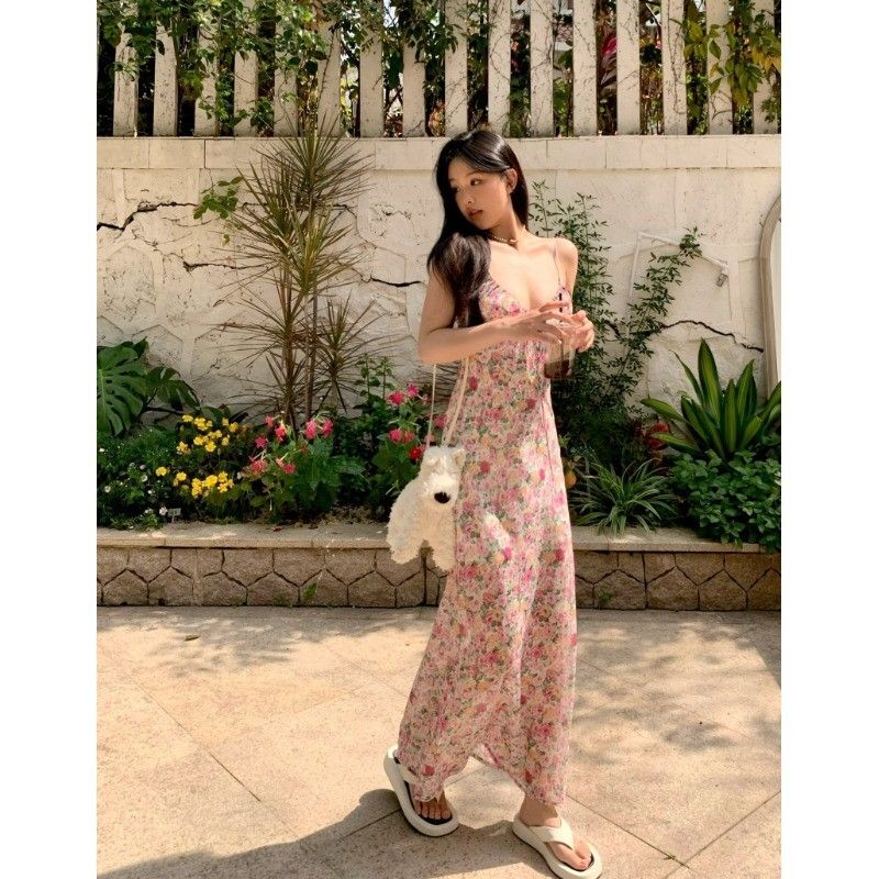 复古碎花蕾丝性感吊带连衣裙女春夏收腰显瘦裙子浪漫油画风中长裙