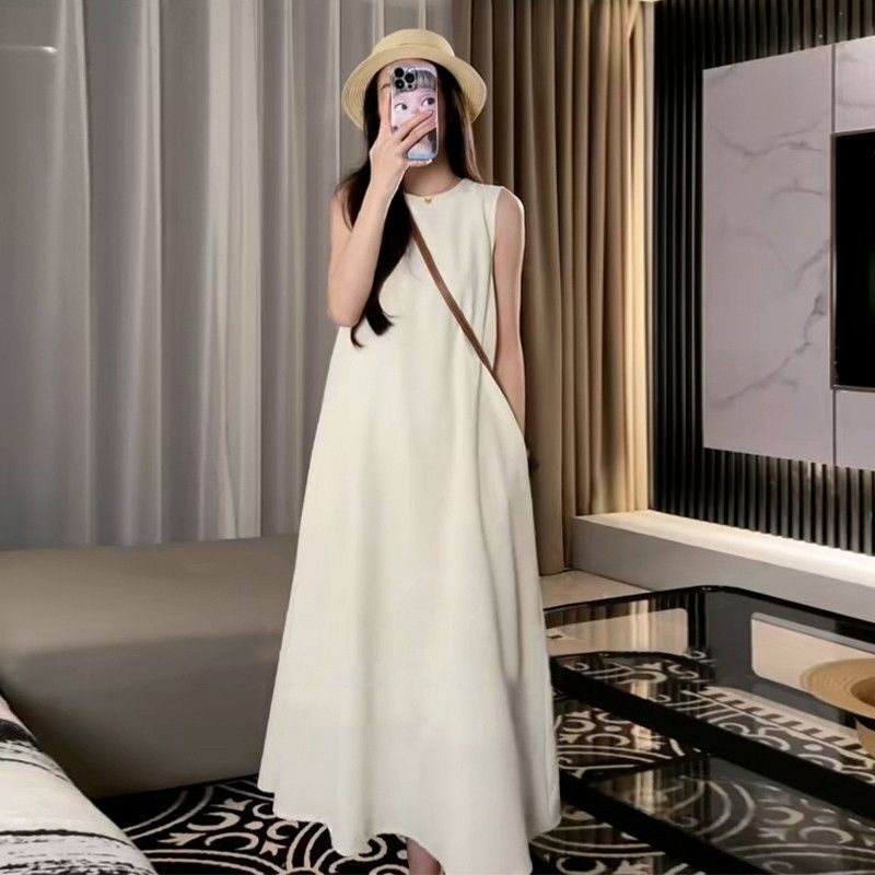 法式赫本风高级感长裙女夏季别致独特黑色后背镂空无袖背心连衣裙 法式赫本风高级感长裙女夏季别致独特黑色后背镂空无袖背心连衣裙