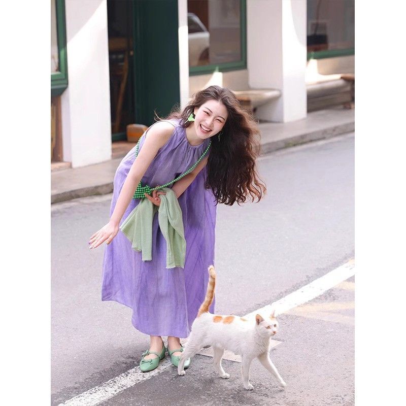 别致绝美温柔风紫色无袖挂脖连衣裙女夏季女神范高级感宽松长裙子