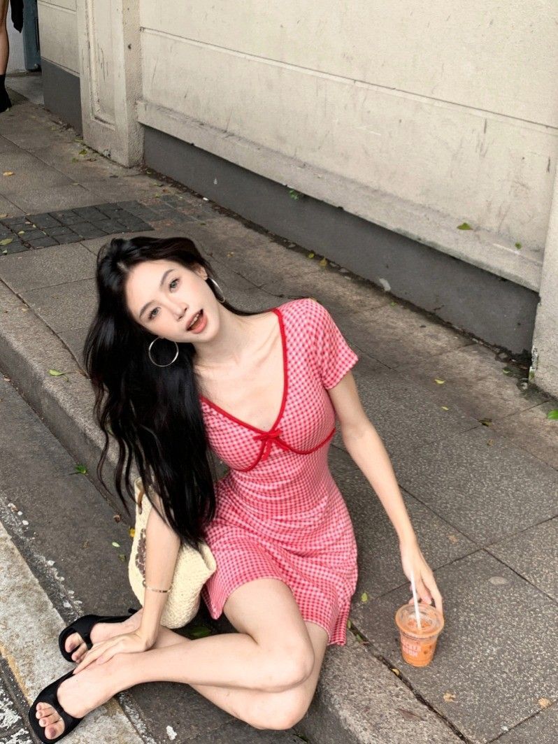 红色格子v领短袖连衣裙女装夏季蝴蝶结辣妹短裙显身材收腰a字裙 红色格子v领短袖连衣裙女装夏季蝴蝶结辣妹短裙显身材收腰a字裙