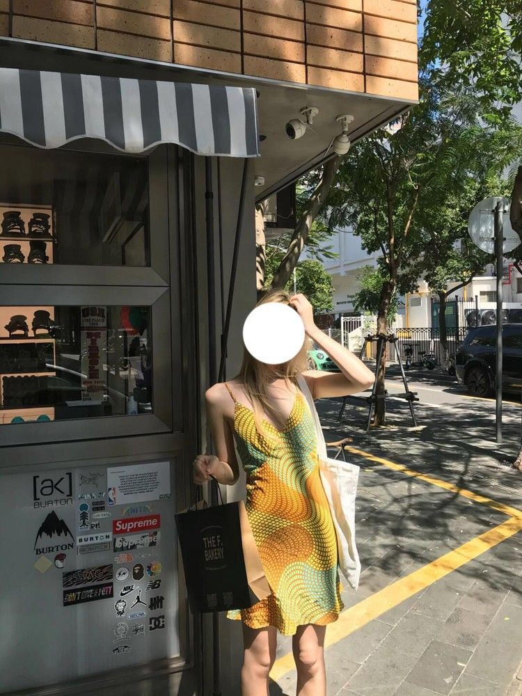 纯欲复古度假风吊带裙子女夏季新款V领不规则循环撞色印花连衣裙