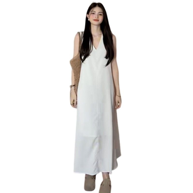 法式气质白色无袖背心吊带连衣裙子女夏季2025新款高级感沙滩