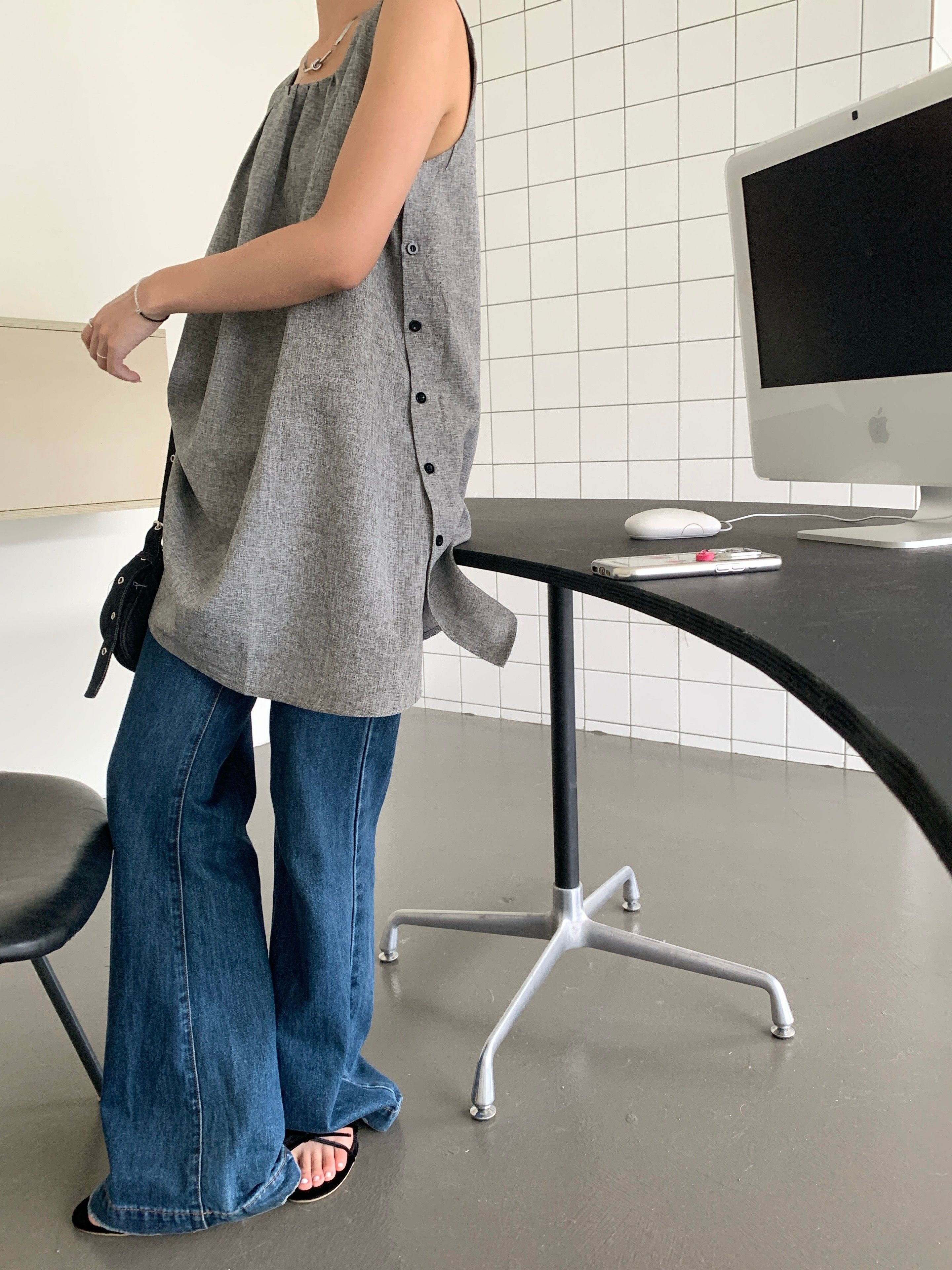 小众设计感侧边纽扣背心连衣裙女夏季宽松休闲无袖A字短裙小个子