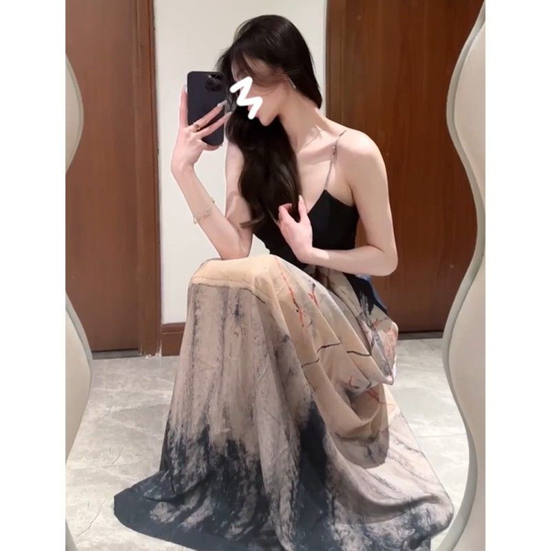 新中式国风水墨印花连衣裙小众设计感收腰性感前后V领吊带长裙夏