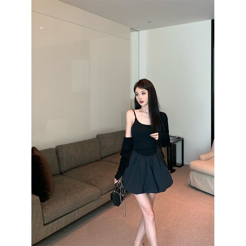 辣妹芭蕾风收腰蓬蓬吊带连衣裙女夏法式花苞裙生日小礼裙气质裙子