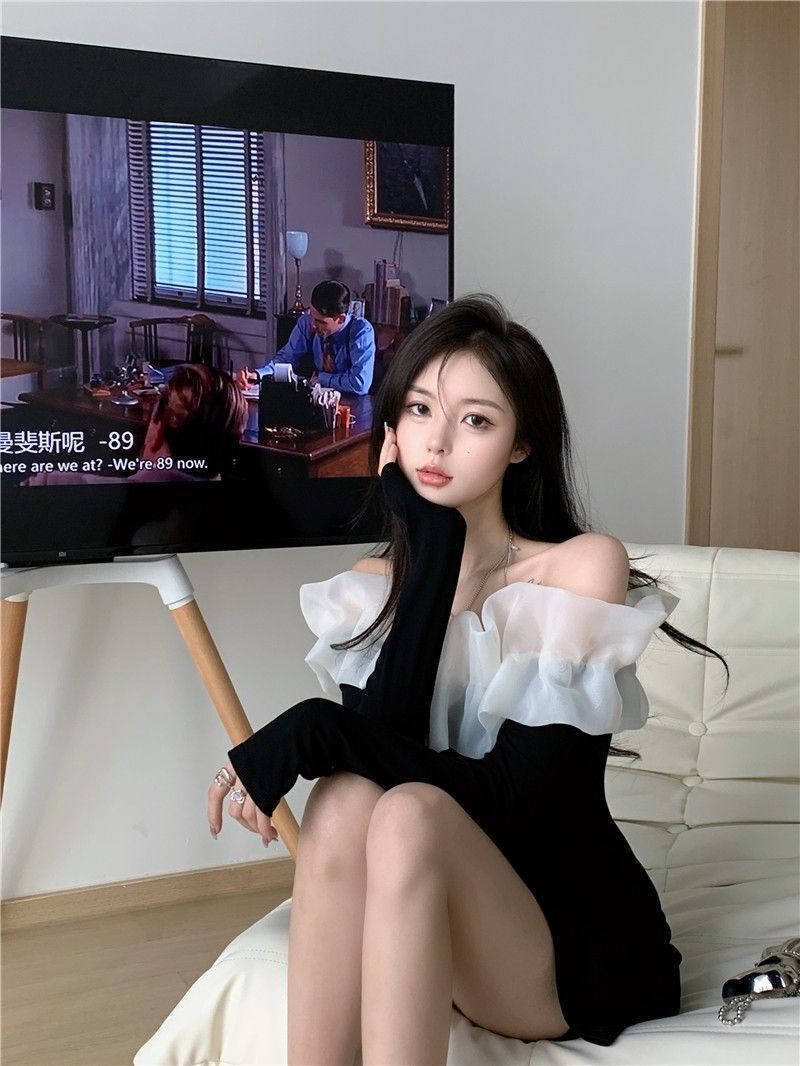 纯欲网纱拼接一字肩连衣裙女秋高级感生日小礼裙气质收腰包臀裙子