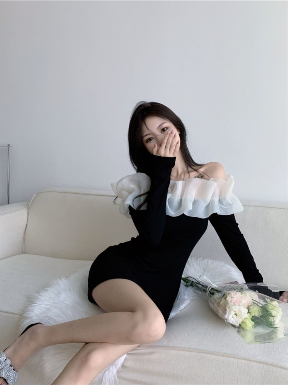 纯欲网纱拼接一字肩连衣裙女秋高级感生日小礼裙气质收腰包臀裙子