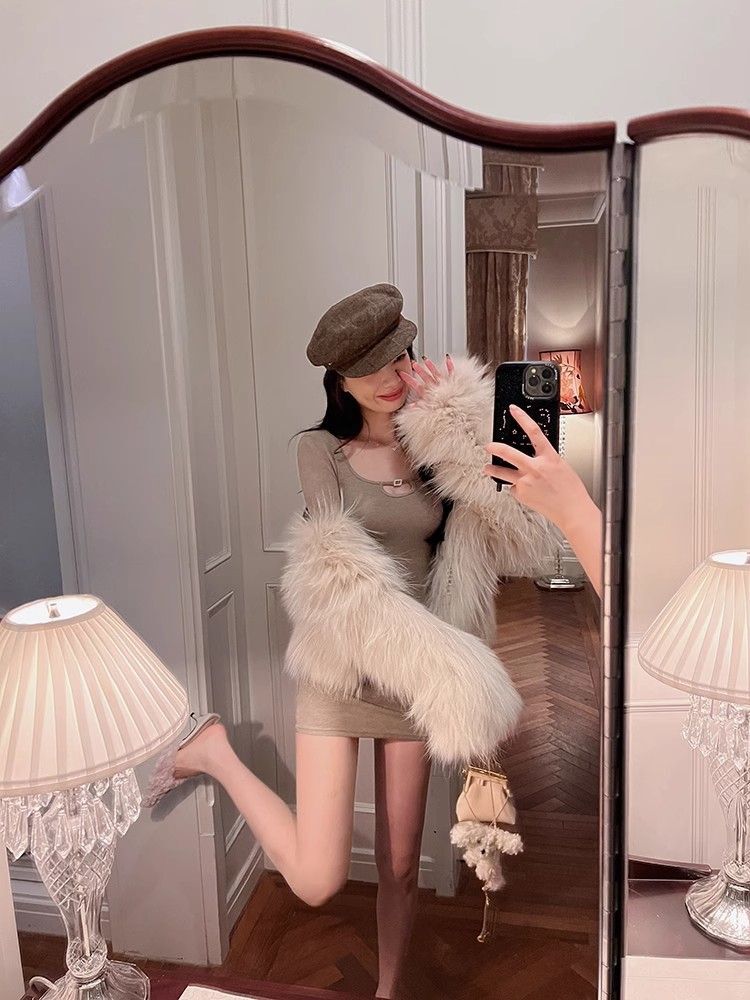 性感镂空方领连衣裙女秋冬修身内搭长袖打底裙子辣妹收腰包臀短裙 性感镂空方领连衣裙女秋冬修身内搭长袖打底裙子辣妹收腰包臀短裙