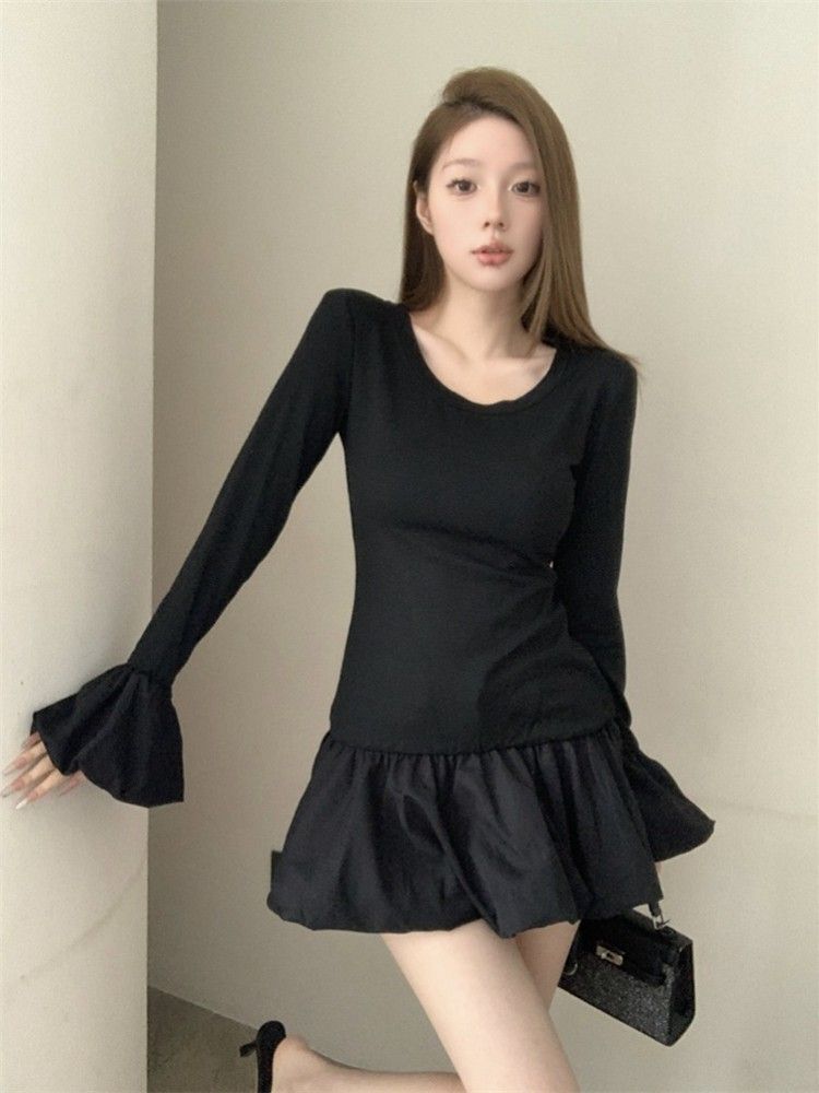 黑色喇叭长袖连衣裙女秋冬季新款法式圆领修身收腰显瘦花苞短裙子 黑色喇叭长袖连衣裙女秋冬季新款法式圆领修身收腰显瘦花苞短裙子