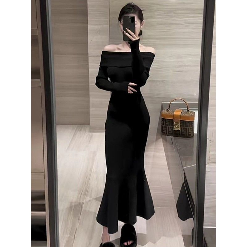 复古性感红色一字领长袖连衣裙女秋季新款气质修身显瘦鱼尾包臀裙 复古性感红色一字领长袖连衣裙女秋季新款气质修身显瘦鱼尾包臀裙