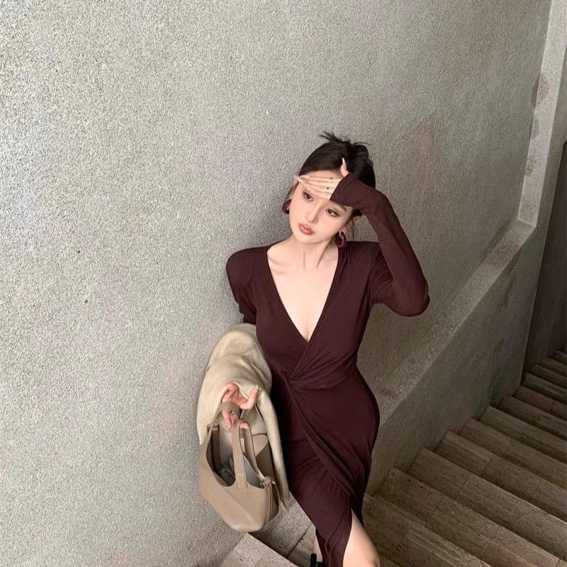 法式纯欲v领扭结长袖连衣裙女修身开叉长裙气质收腰显瘦包臀裙子