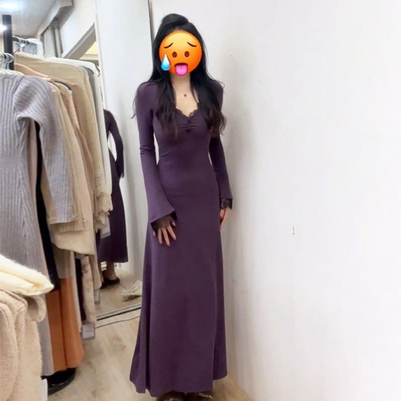 法式内搭蕾丝V领紫色连衣裙子女秋冬季2024新款打底包臀气质