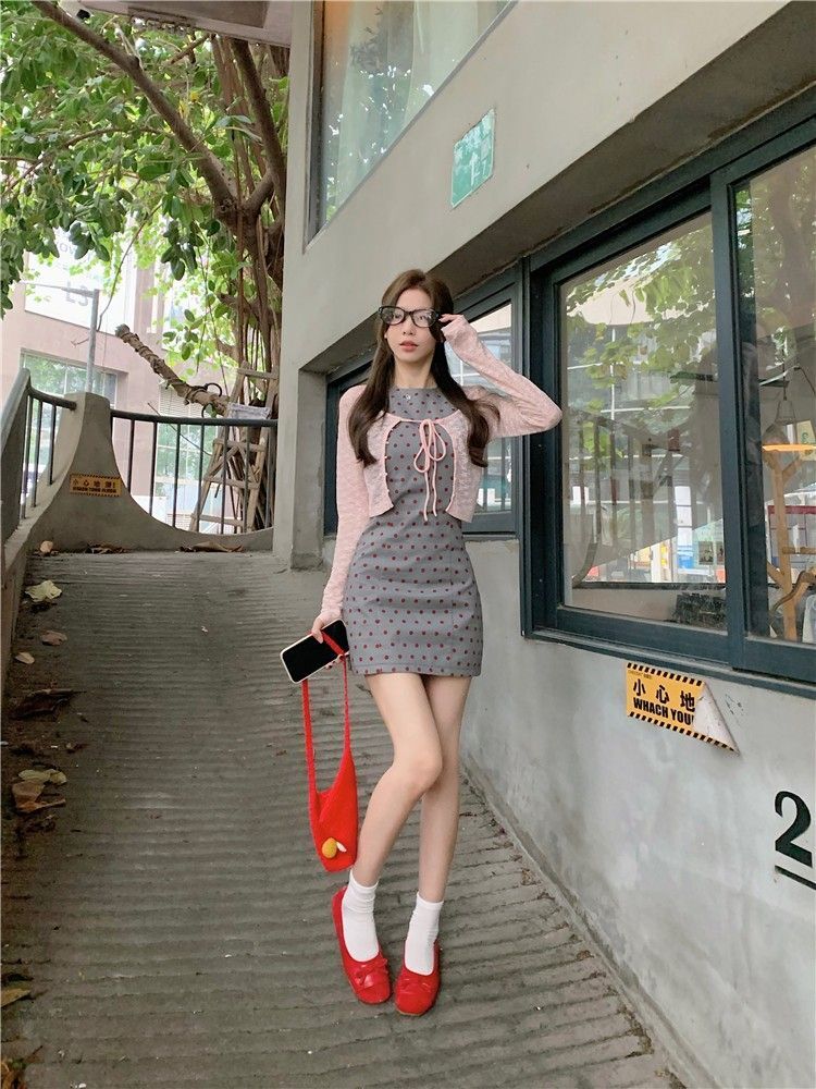 法式气质修身显瘦无袖波点背心连衣裙子女夏2024新款辣妹包臀