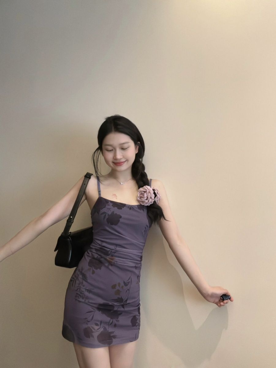 法式印花网纱紫色吊带连衣裙女夏季修身显瘦包臀短裙