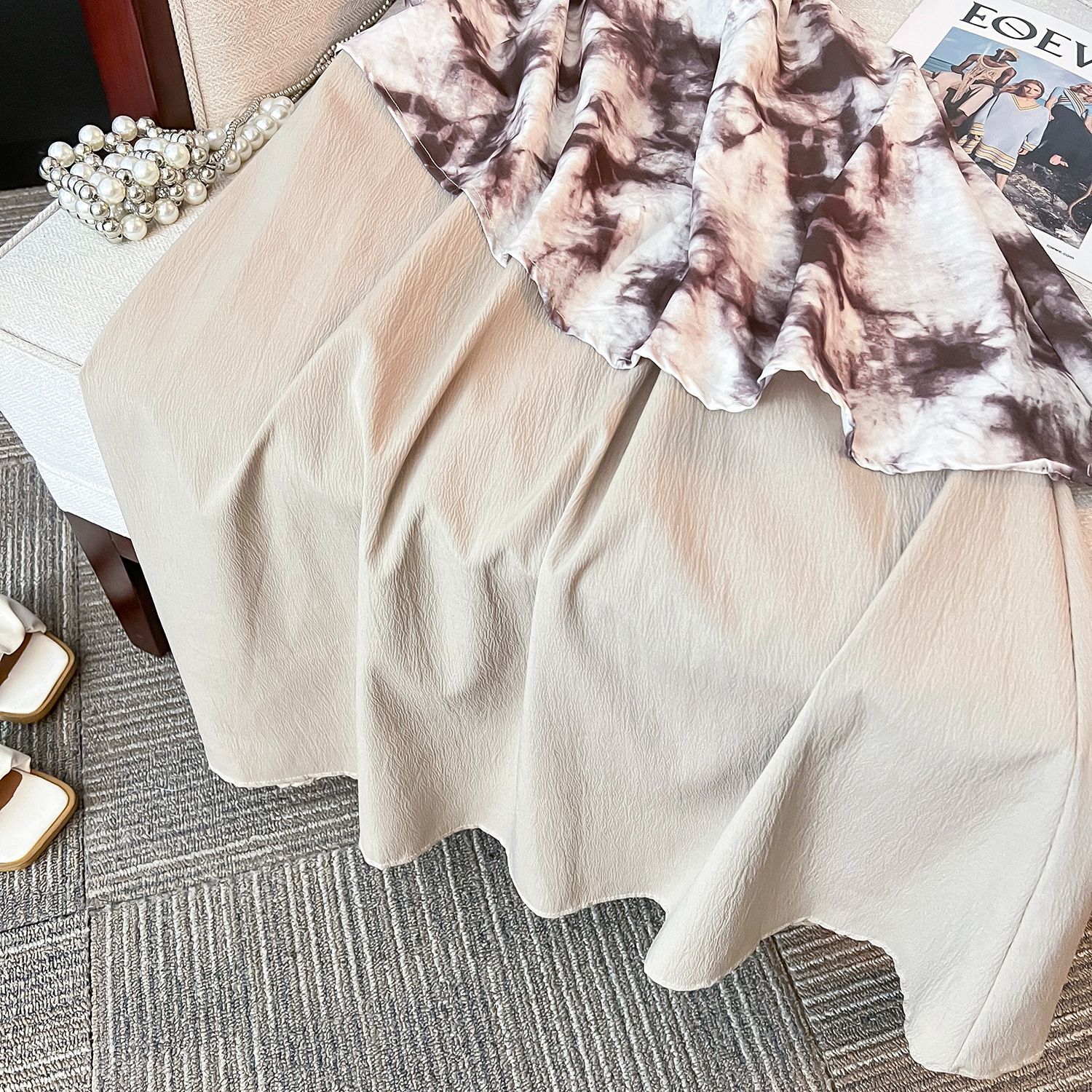 法式复古高级感扎染吊带连衣裙小众设计气质印花长裙2025新款