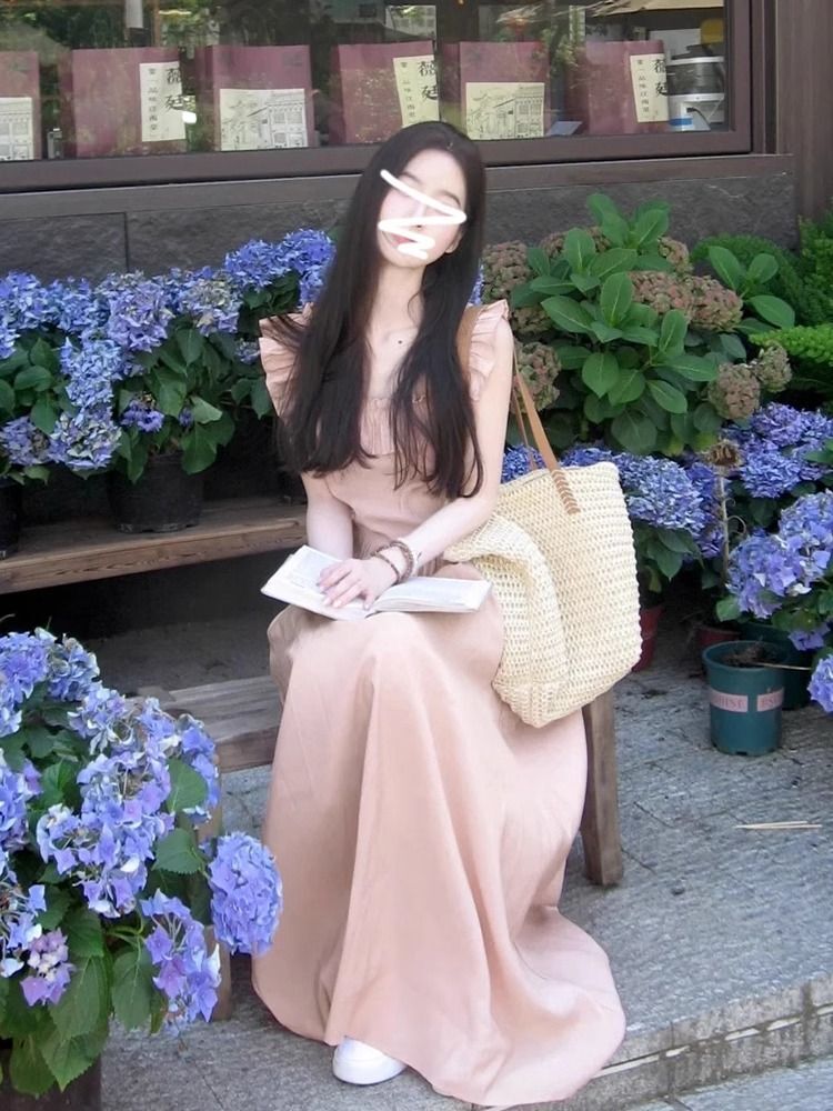 甜美粉色飞飞袖连衣裙子女夏季2025新款方领收腰温柔法式仙女