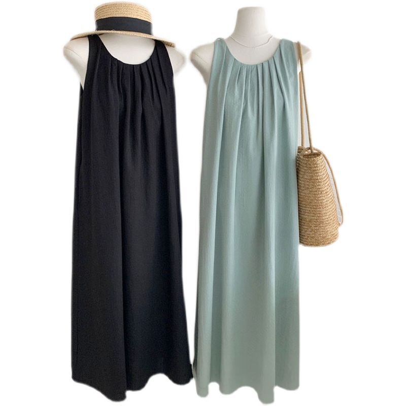 无袖背心连衣裙子女夏季2025新款海边度假高级感挂脖吊带沙滩