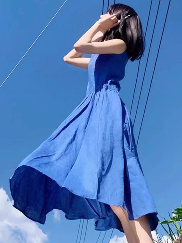 2025新款小个子法式无袖连衣裙子夏季女装海边度假蓝色长裙吊