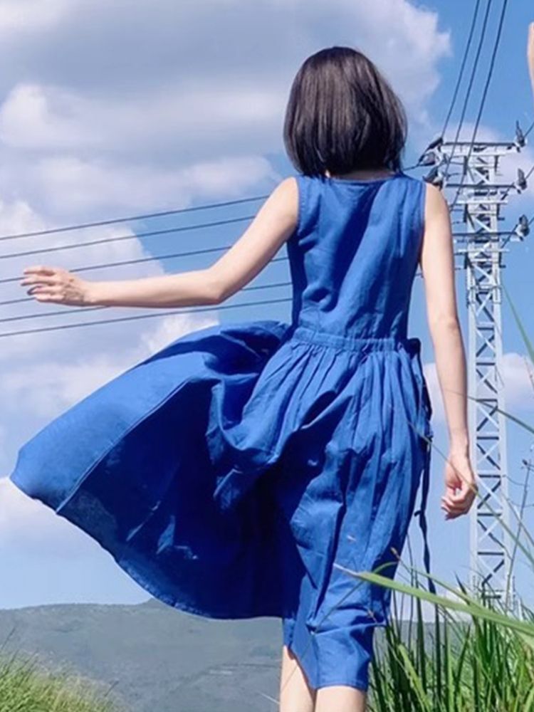 2025新款小个子法式无袖连衣裙子夏季女装海边度假蓝色长裙吊