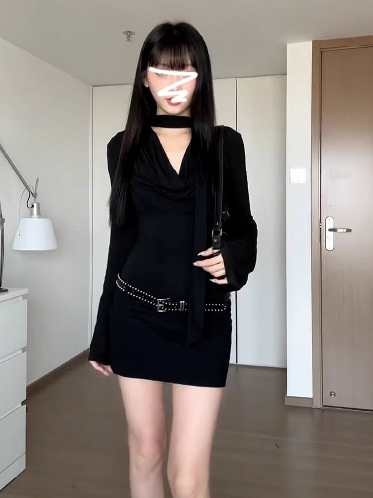 美式辣妹连衣裙女秋季设计感小众御姐风长袖黑色包臀短裙子