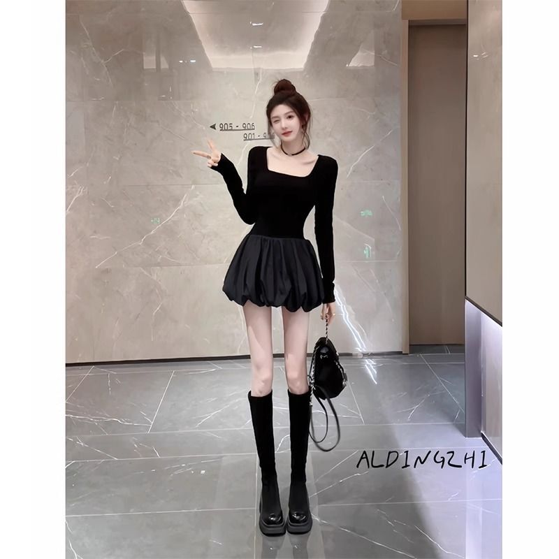 黑色性感巨显瘦连衣裙收腰法式方领后背网纱打底花苞裙女长袖短裙