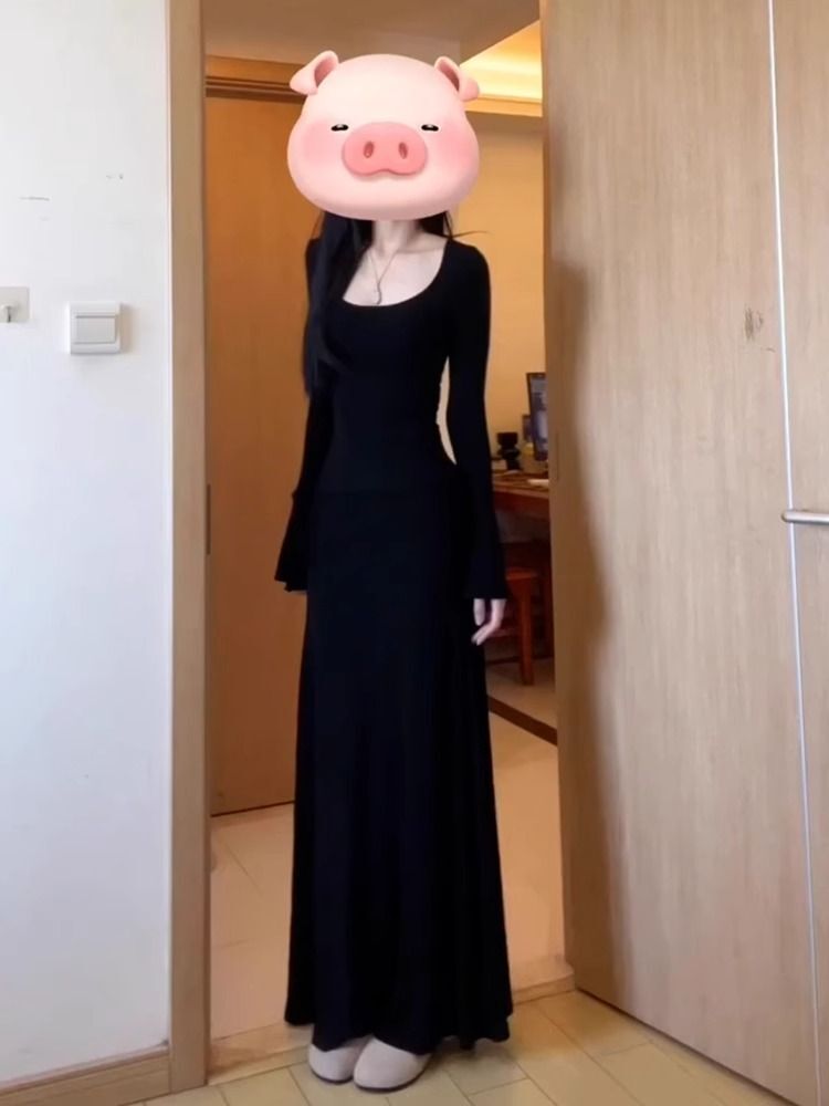 2025早秋新款韩系高级感黑色长袖连衣裙子初秋女装御姐风修身