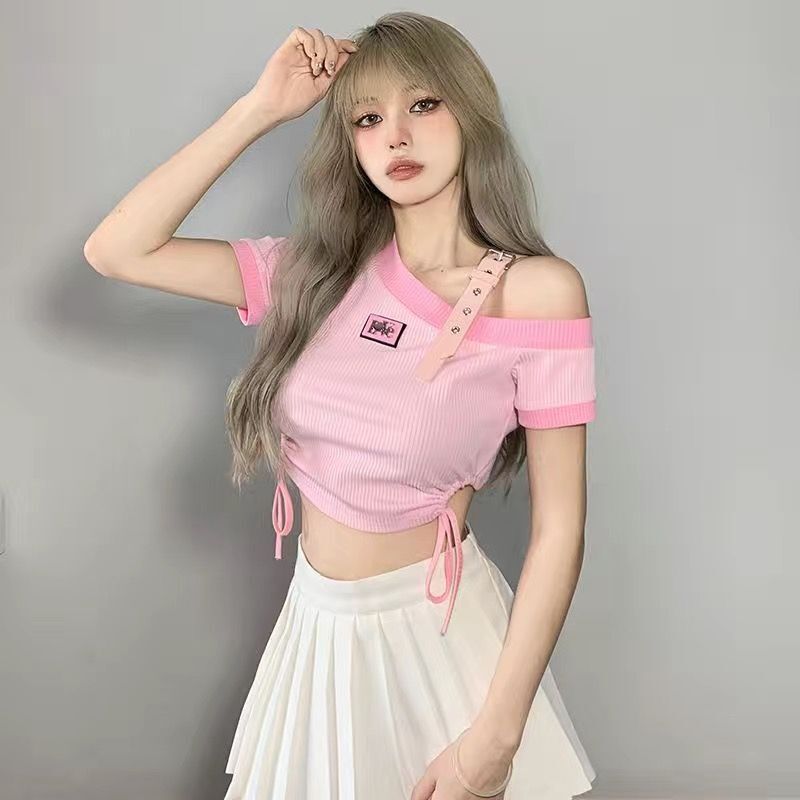 官图 实价 式甜辣设计感个性粉色修身短款斜肩抽褶短袖T恤上衣