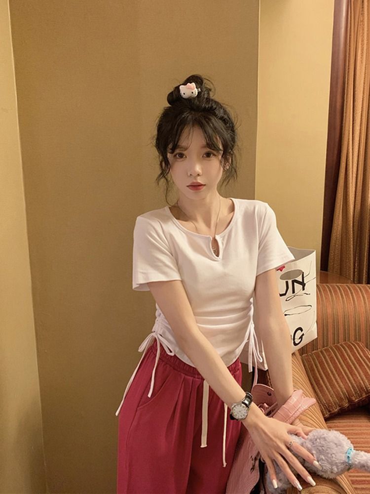 辣妹少女气质短款T恤夏季2023新款设计感小众V领抽绳修身短