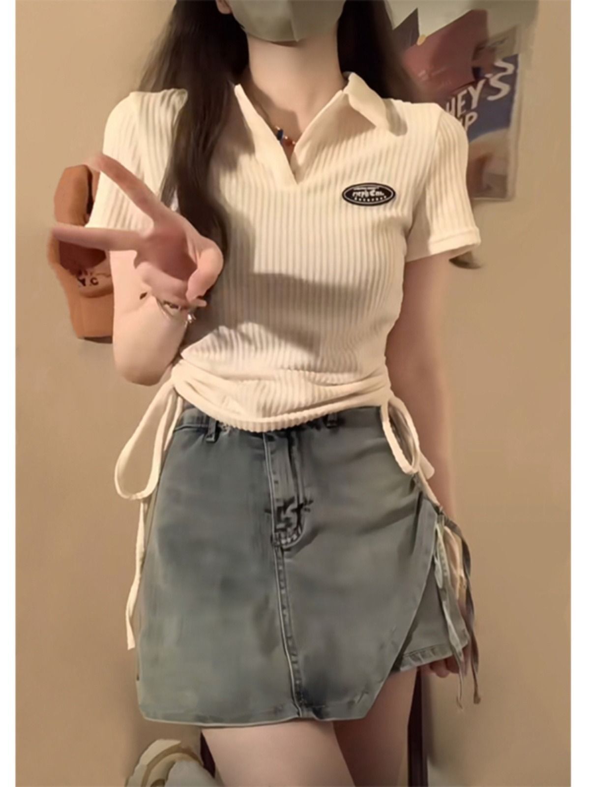 官图实价 polo领短袖T恤女夏季抽绳设计感修身字母辣妹短款 官图实价 polo领短袖T恤女夏季抽绳设计感修身字母辣妹短款