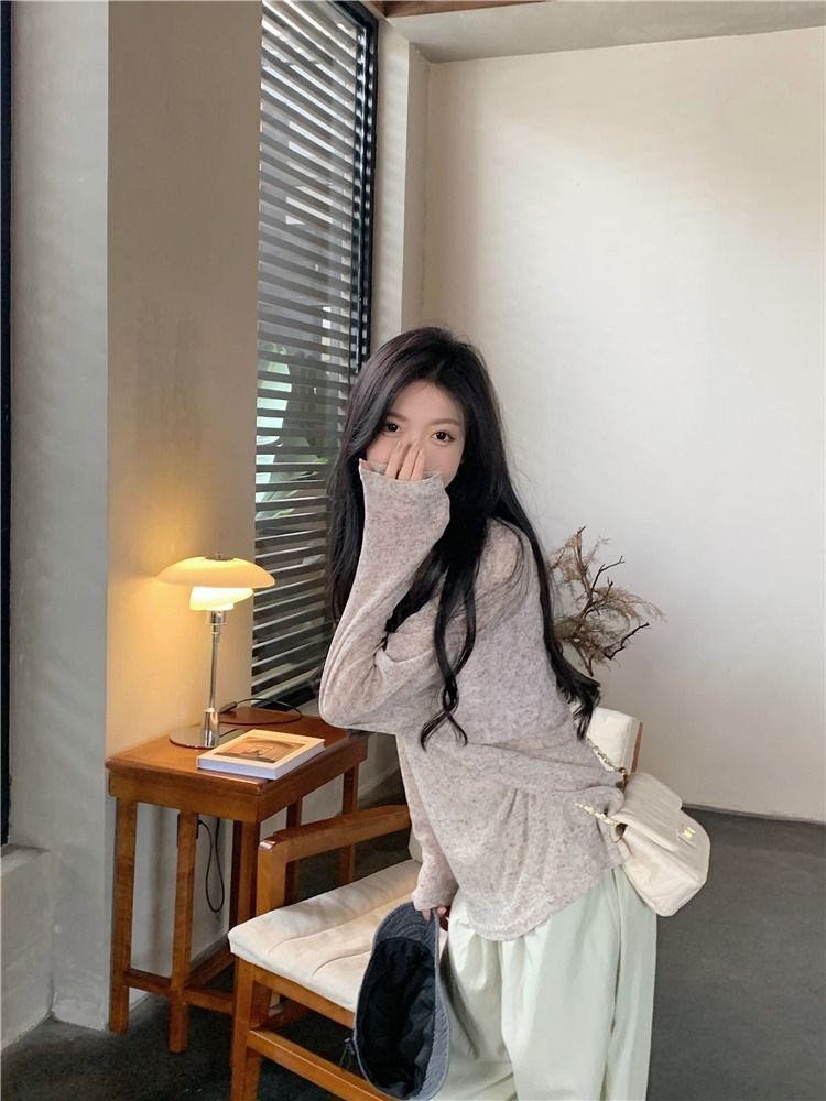 MR【雪花绒 现货】休闲薄款防晒长袖T恤女秋季宽松显瘦别致白