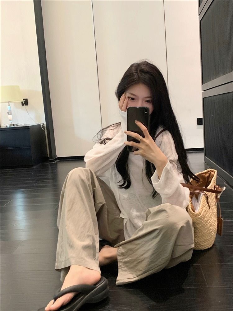 MR【雪花绒 现货】休闲薄款防晒长袖T恤女秋季宽松显瘦别致白