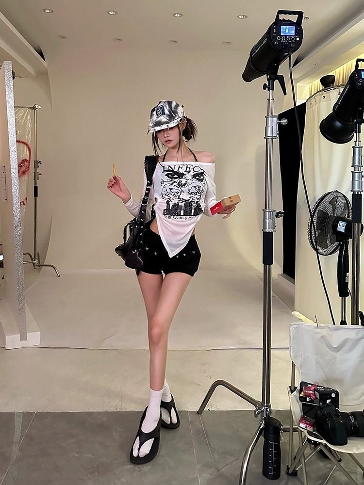 MR 现货 时尚宽松设计感百搭个性复古辣妹露肩薄款长袖T恤上