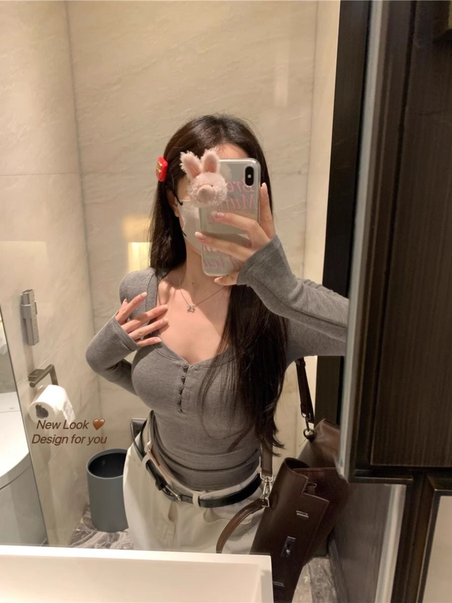 MR 现货 纯欲粉色长袖T恤女秋季辣妹修身显瘦打底衫短款百搭