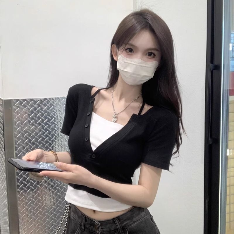 辣妹挂脖假两件t恤女短袖夏季设计感小众修身显瘦高腰短款bm上