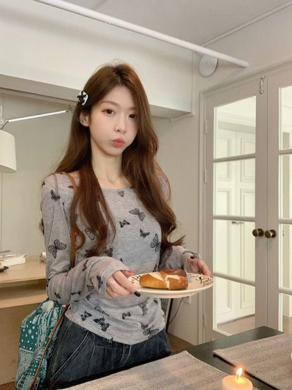 MR 天丝羊绒 辣妹灰色蝴蝶印花T恤女春秋薄款修身打底衫短