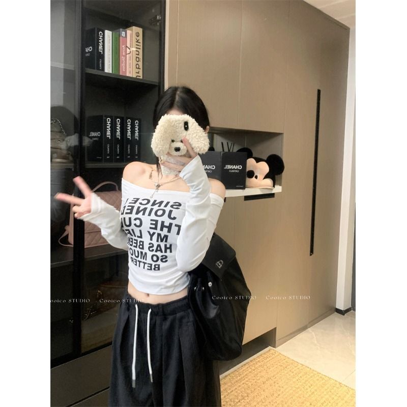 MR【特价】辣妹风一字肩字母印花T恤女早秋修身显瘦短款上衣