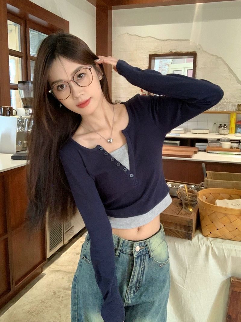 设计感撞色拼接假两件长袖T恤女装秋季修身显瘦短款上衣