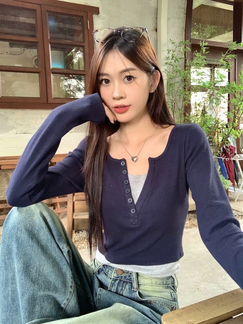 设计感撞色拼接假两件长袖T恤女装秋季修身显瘦短款上衣