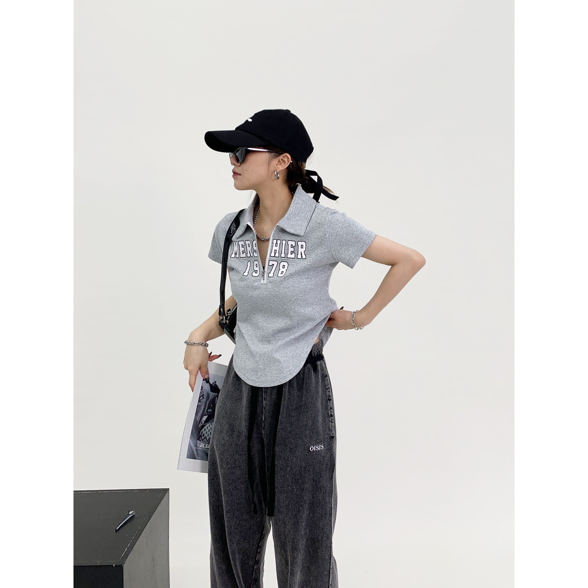 【现货】夏季ins美式复古设计感polo领短款辣妹t恤休闲显 【现货】夏季ins美式复古设计感polo领短款辣妹t恤休闲显